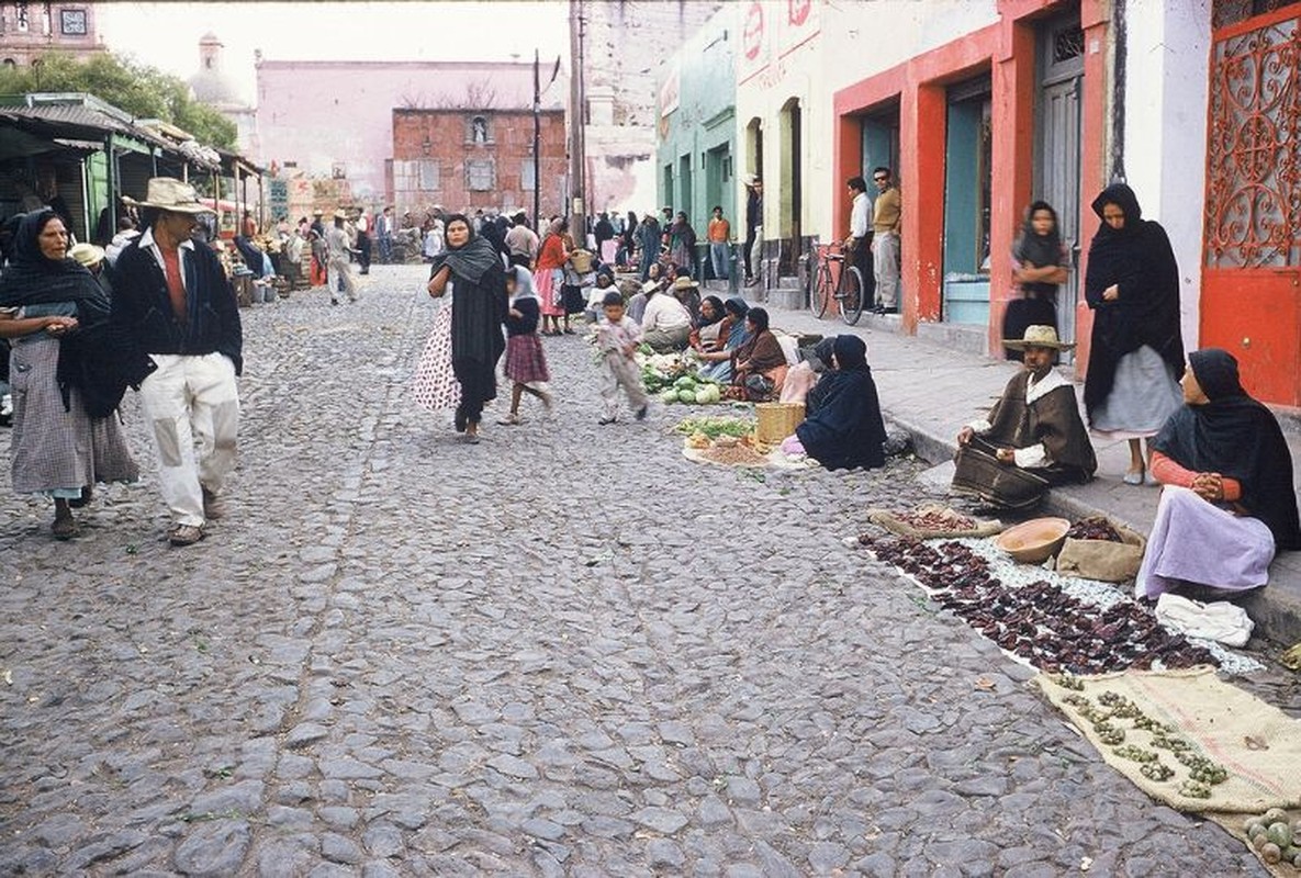 Mexico nam 1958 ruc ro sac mau qua ong kinh nguoi My (2)