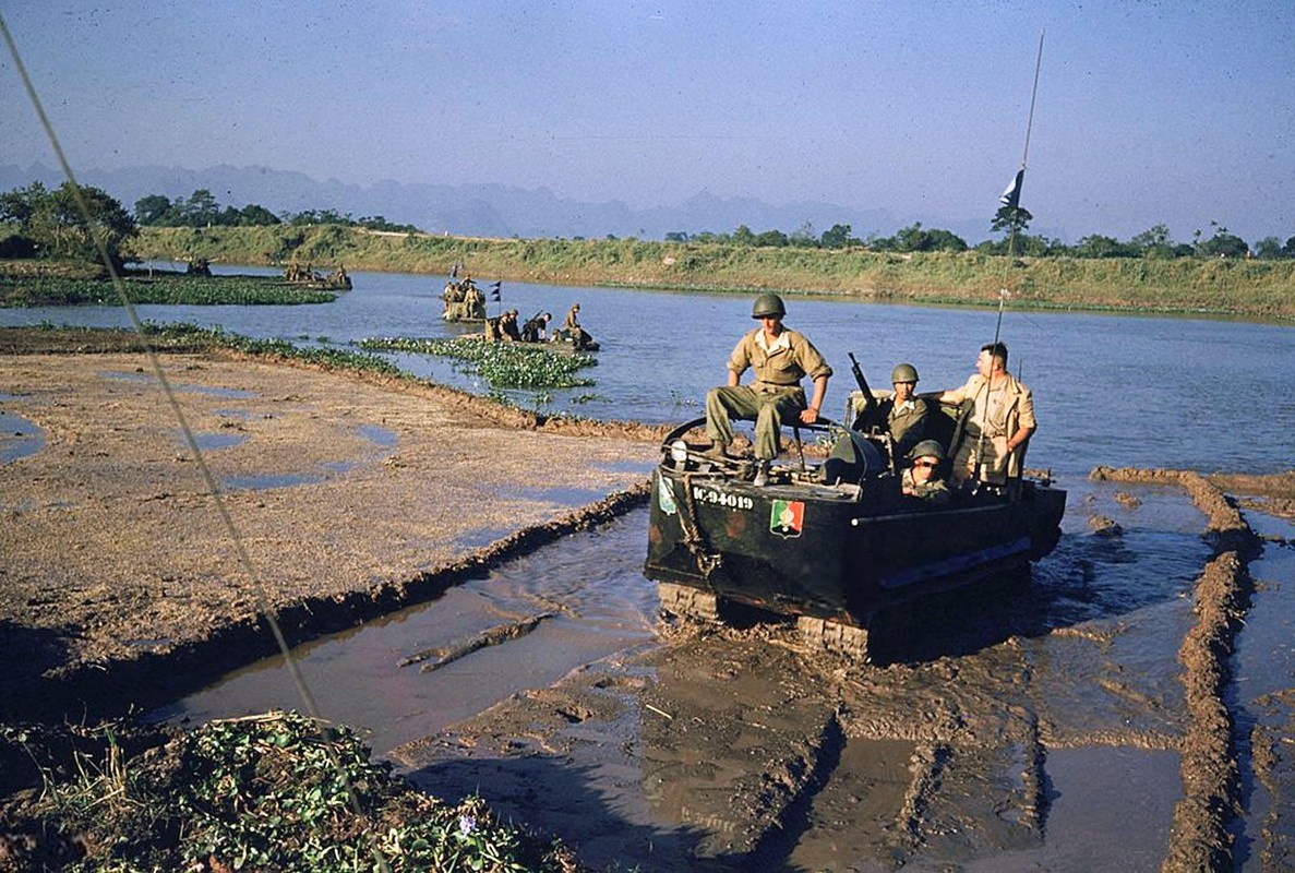 Anh mau lan dau cong bo ve quan Phap o VN 1954-Hinh-2