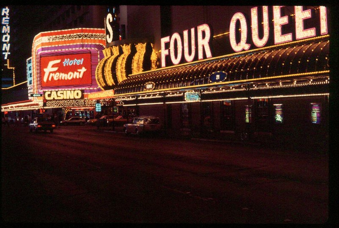 Ngo ngang khung canh ban dem o Las Vegas thap nien 1970-Hinh-5