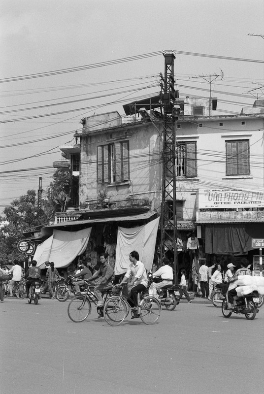 Pho co Ha Noi nam 1995 qua anh cua Per Lander-Hinh-7