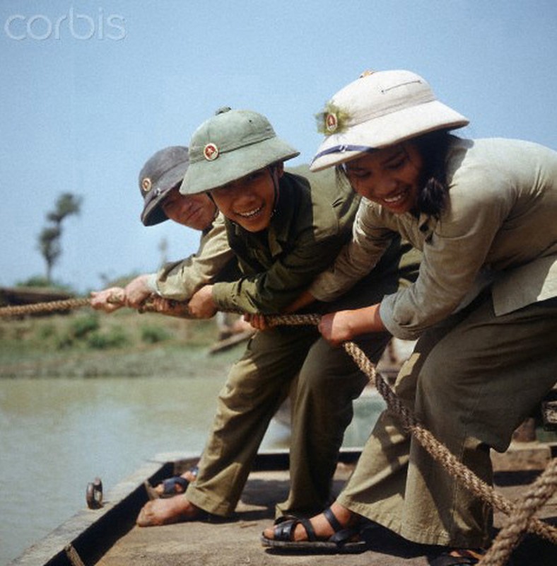 Hinh anh khong the quen ve nu cuoi Viet Nam nam 1973-Hinh-7