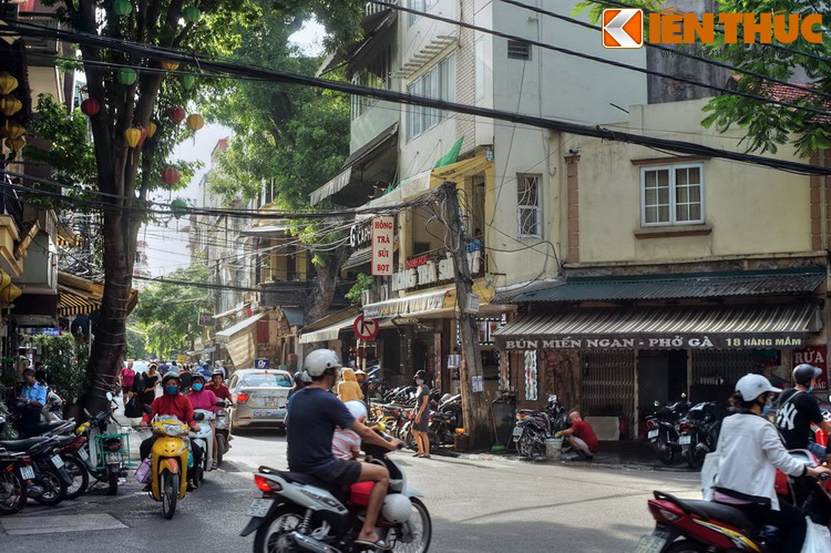 “Thu phu” nuoc mam nang mui cua Ha Noi xua gio ra sao?