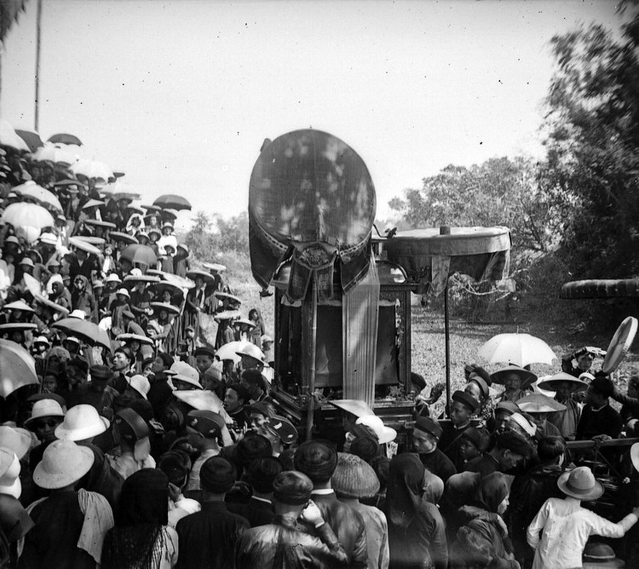 Hinh doc ve le hoi den Voi Phuc nam 1928-Hinh-17