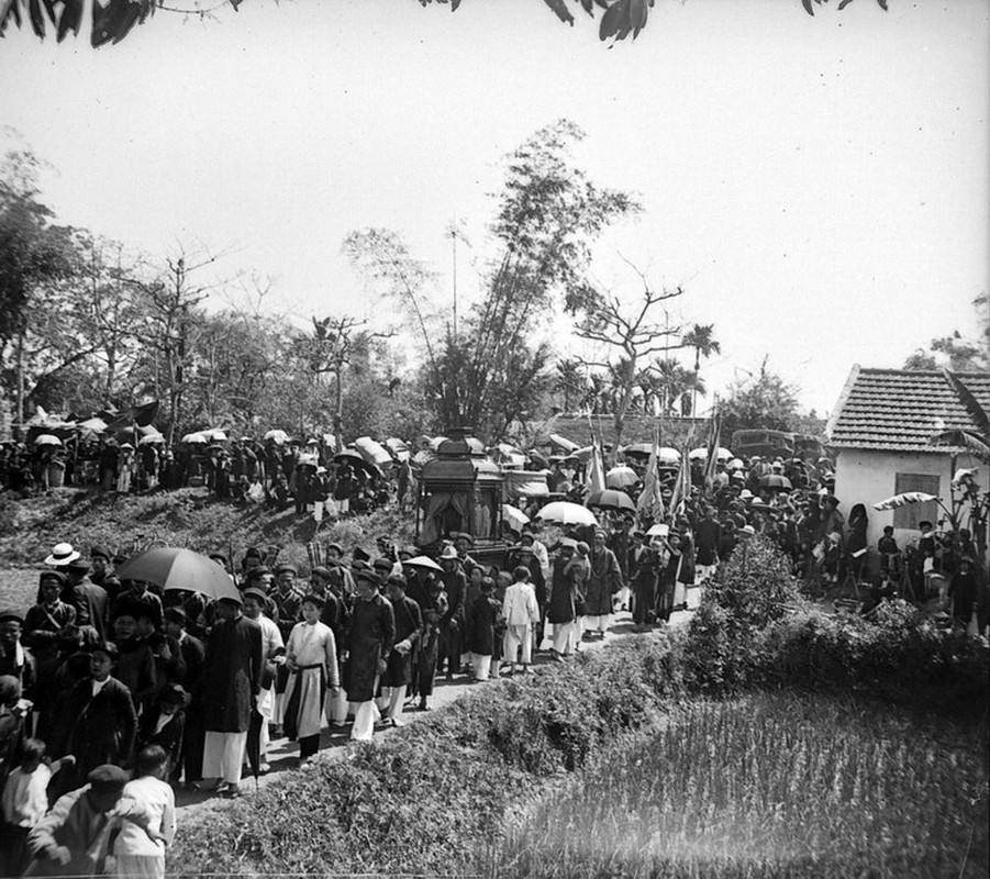 Hinh doc ve le hoi den Voi Phuc nam 1928-Hinh-19