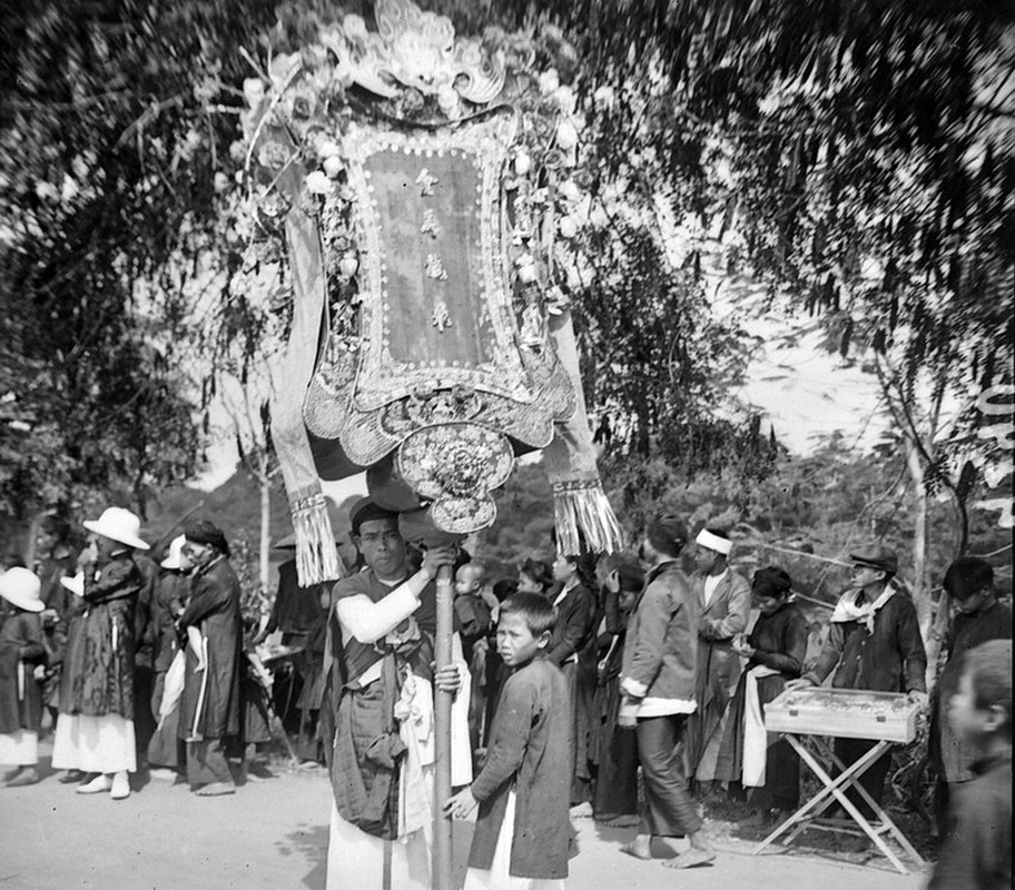 Hinh doc ve le hoi den Voi Phuc nam 1928-Hinh-21