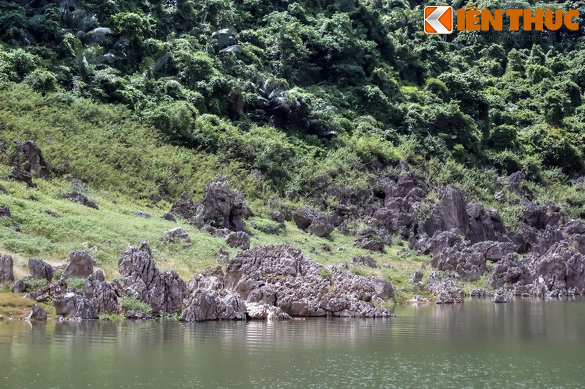 Ngat ngay trong canh sac than tien cua ho thuy dien Hoa Binh-Hinh-12