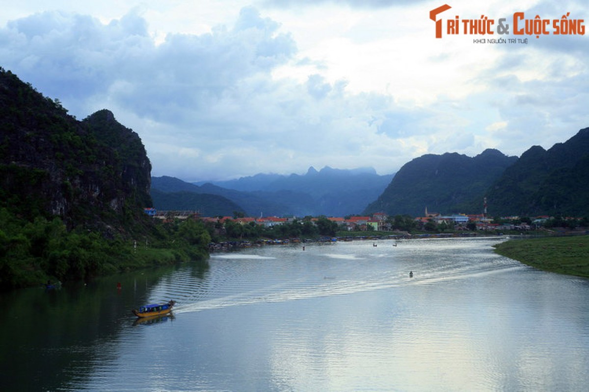 Giai thoai ly ky ve dong song “do mau” cua dat Quang Binh-Hinh-5