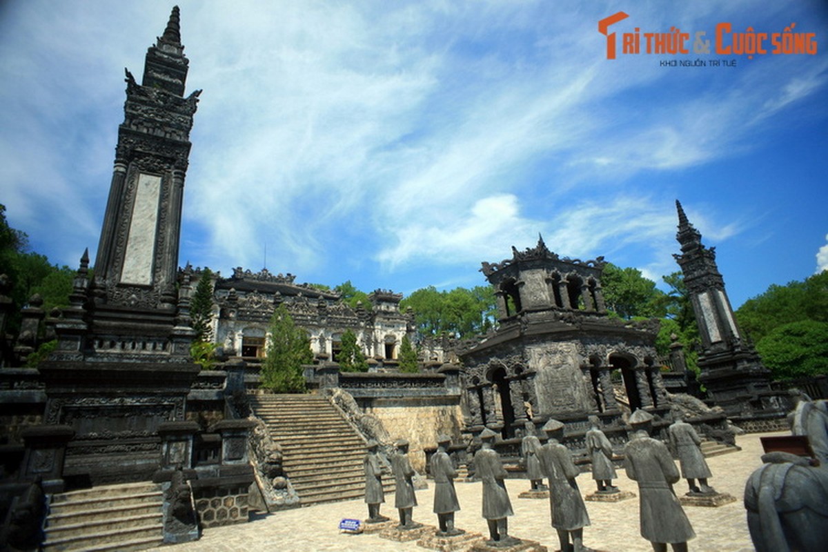 Bon cong trinh tuyet my cua vua Khai Dinh gio ra sao?-Hinh-2