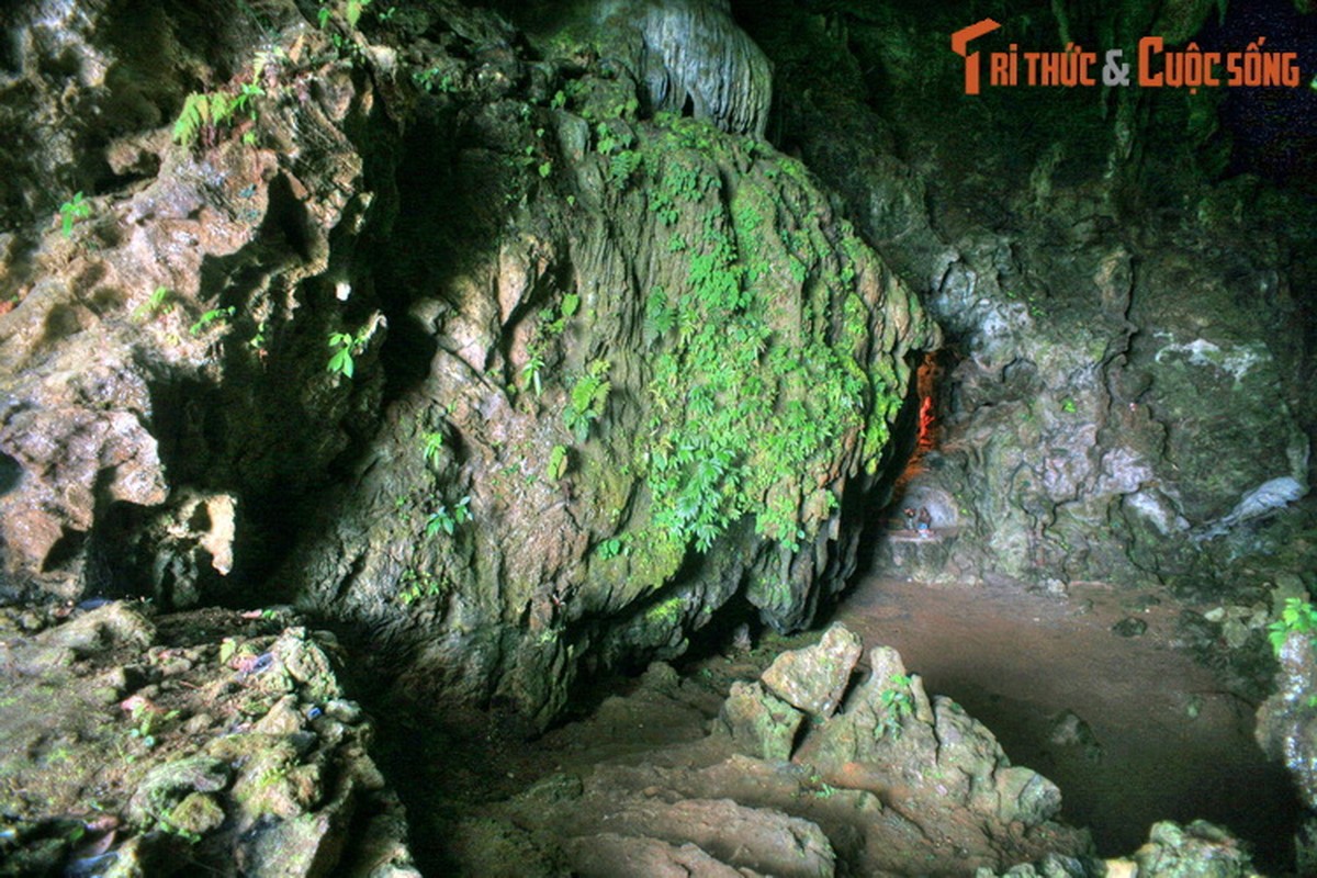 Cau chuyen tinh buon tham trong hang dong noi tieng vung Tay Bac-Hinh-4