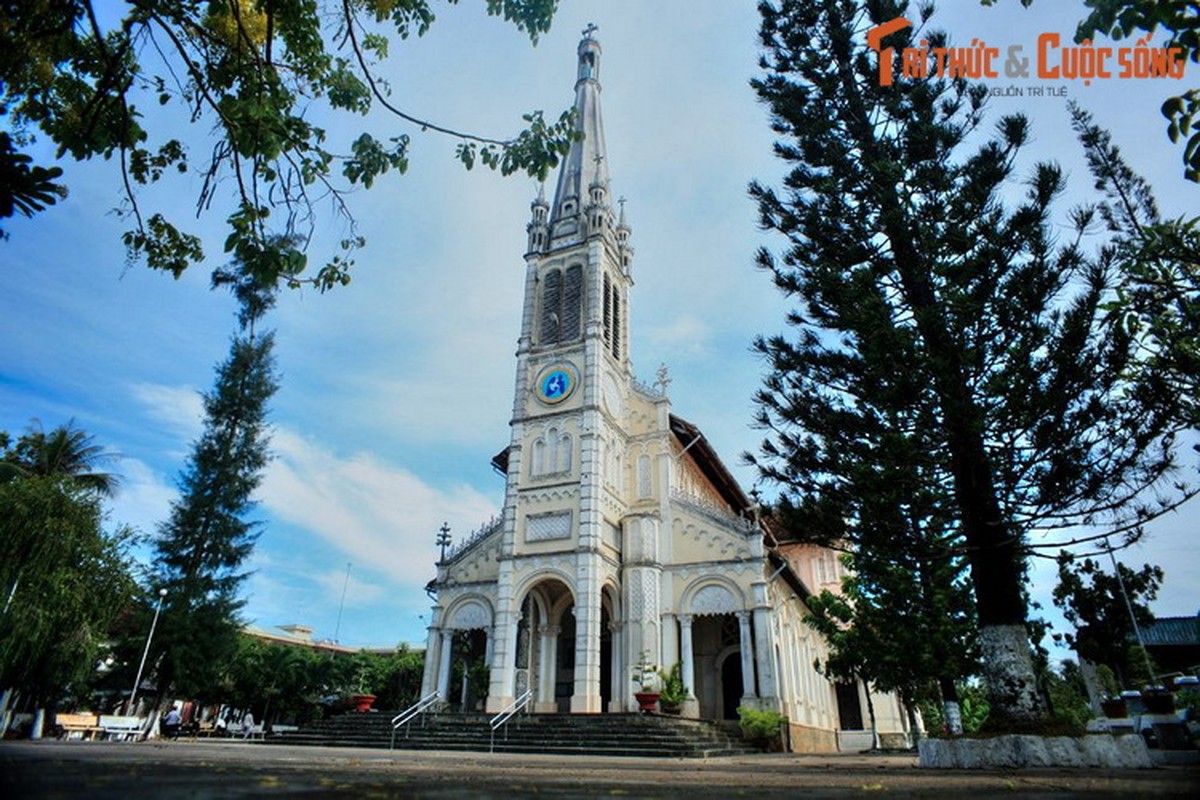 Diem danh 20 nha tho noi tieng nhat Viet Nam (2)-Hinh-6