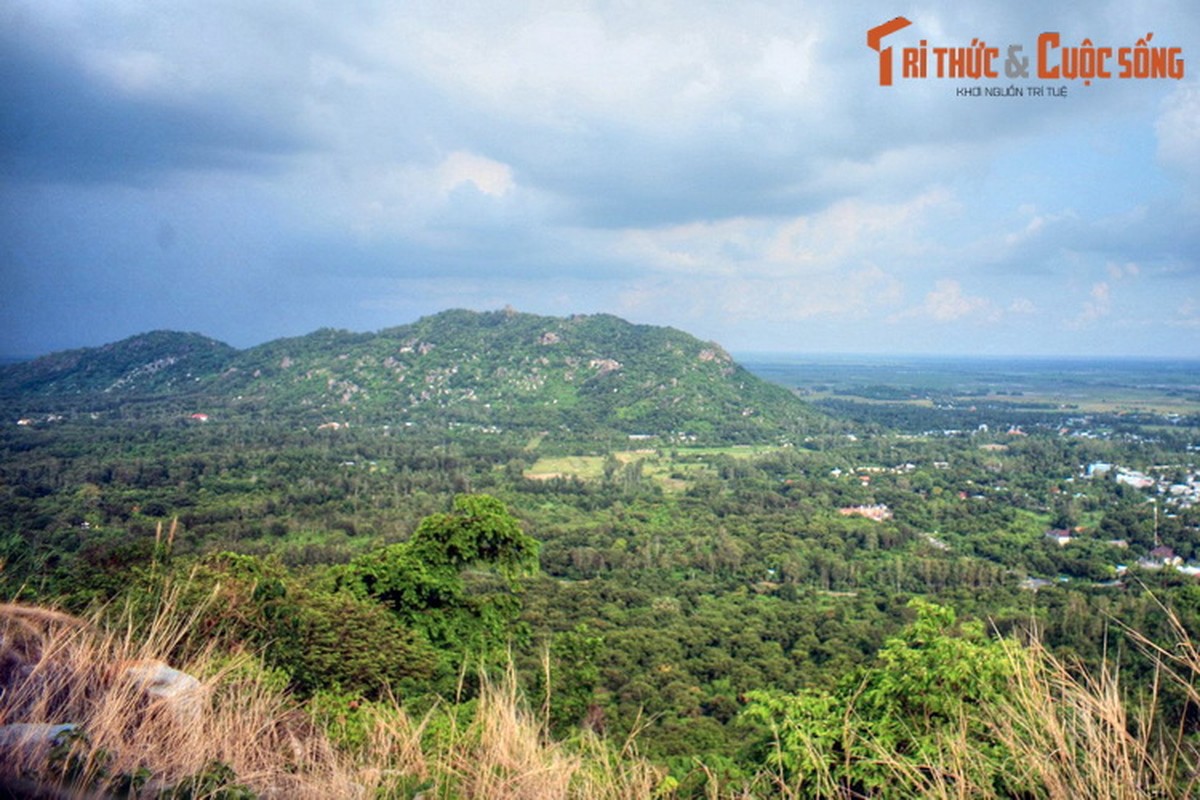 Giai thoai ly ky ve cac dao si vung Bay Nui An Giang-Hinh-5