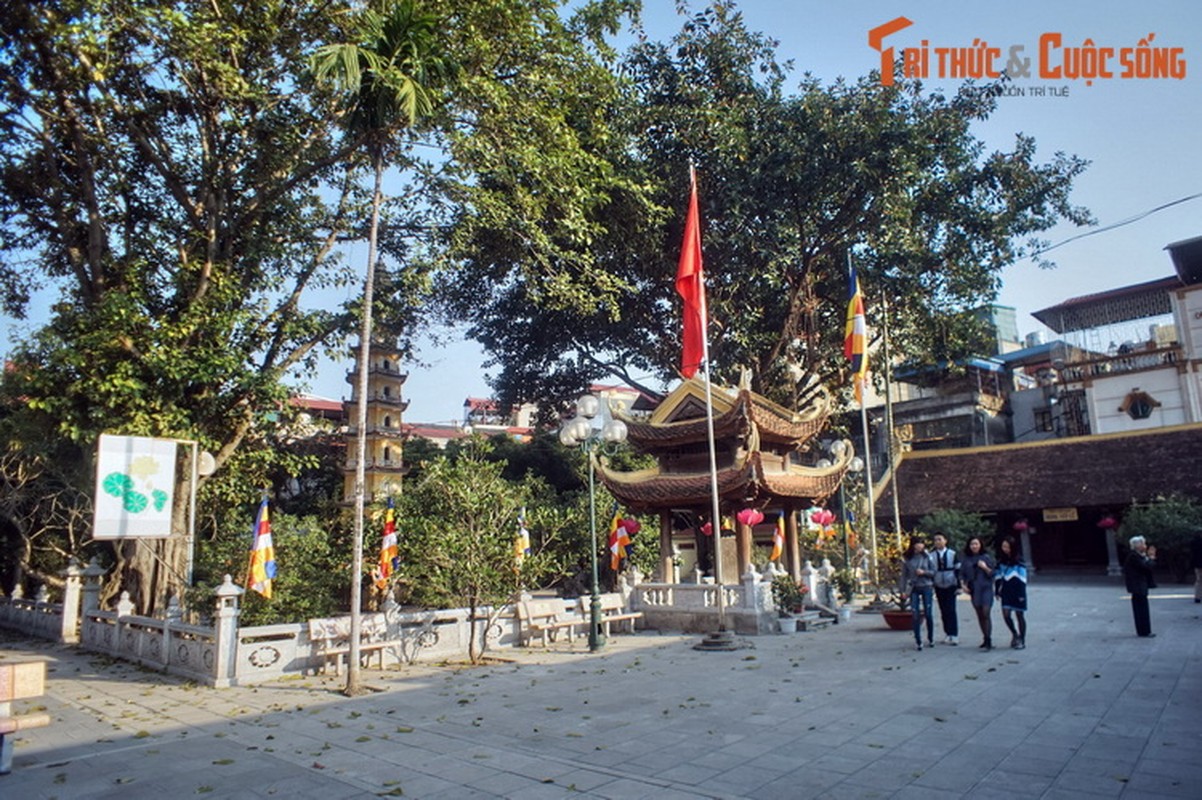 View - 	Chiêm ngưỡng ngôi chùa cổ có kiến trúc tráng lệ nhất Hà Nội 