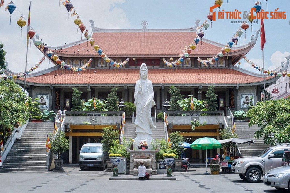 Kham pha ba ngoi chua noi tieng nhat ba mien Bac - Trung - Nam-Hinh-10