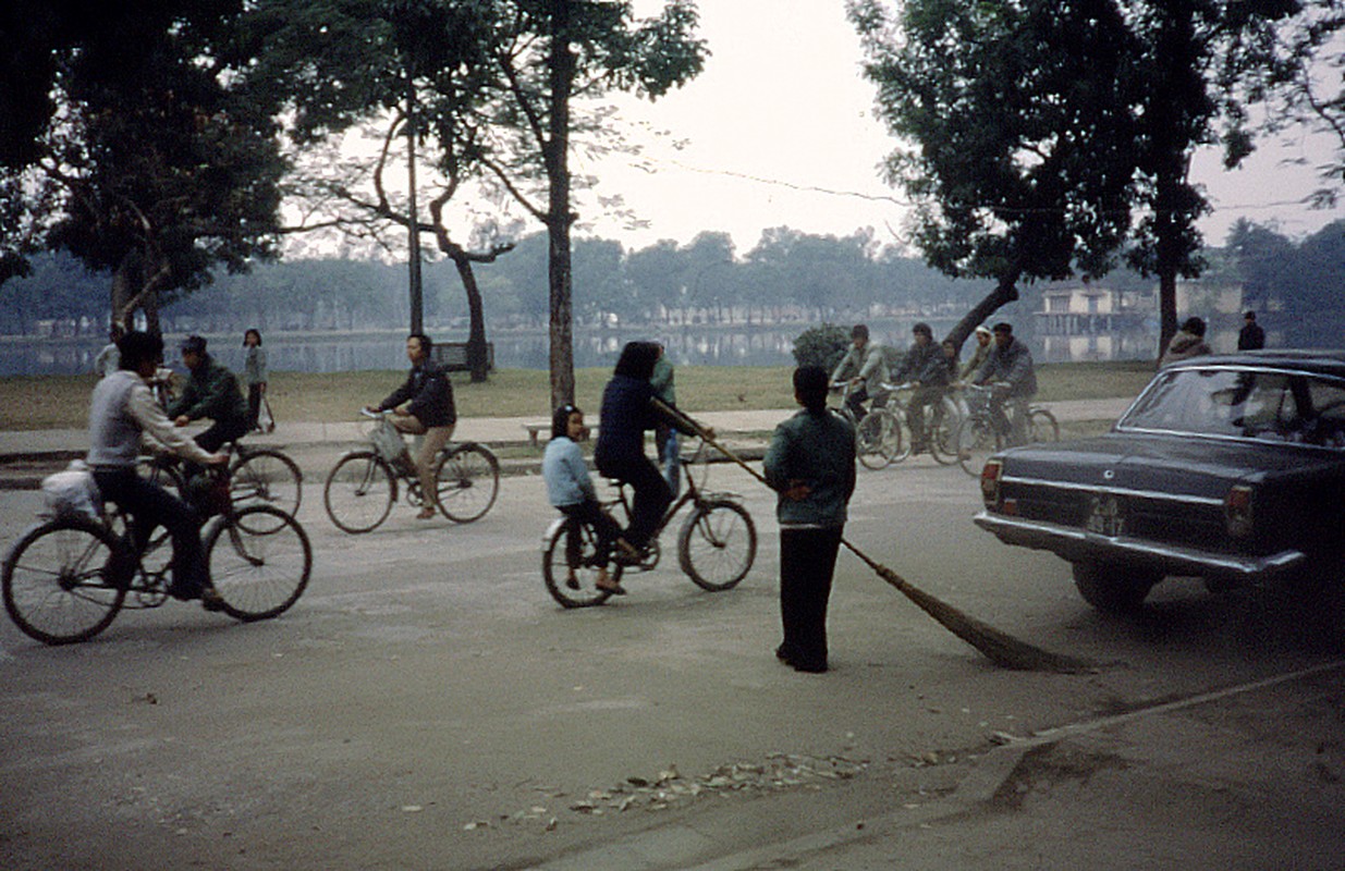 Nhung hinh anh khong the nao quen ve Ha Noi nam 1986 (1)-Hinh-8