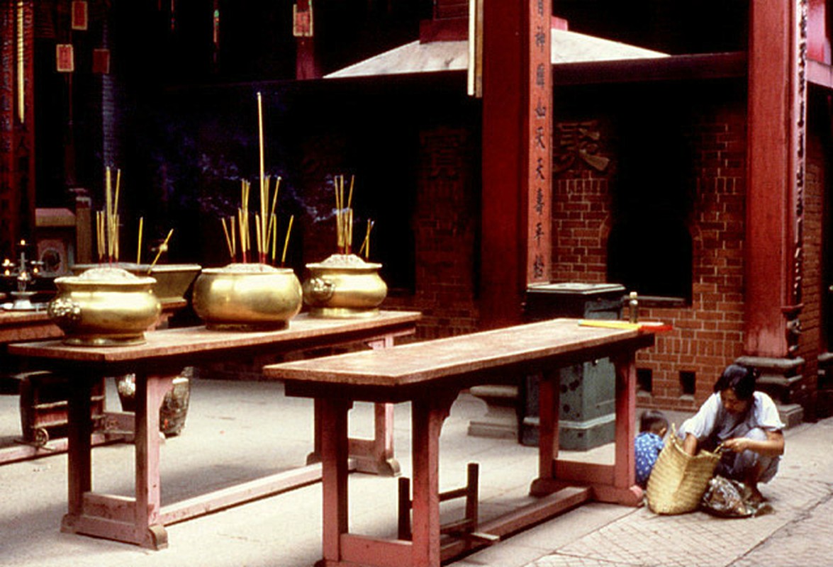 Kham pha mien Nam nam 1986 qua ong kinh khach Tay-Hinh-4