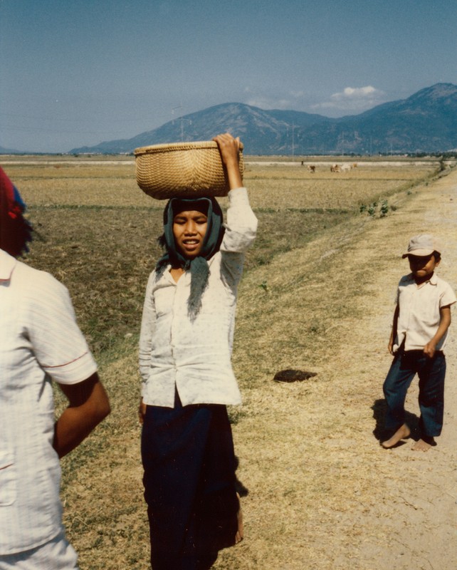 Loat anh sieu hiem ve mien Trung - Tay Nguyen nam 1986-Hinh-13