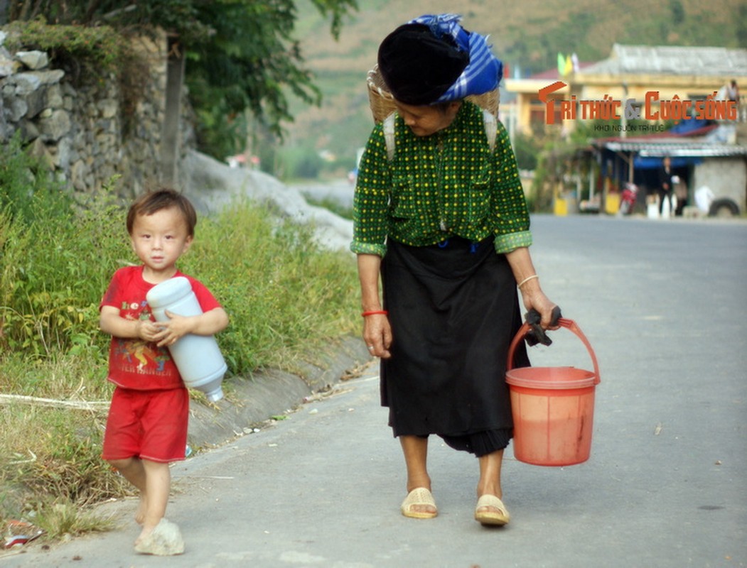 Ve dep hon hau cua nguoi phu nu vung cao nguyen da Ha Giang-Hinh-7