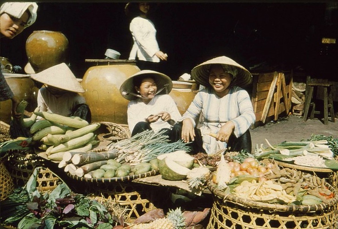 Hinh doc: Muu sinh tren duong pho Sai Gon nam 1956-Hinh-7