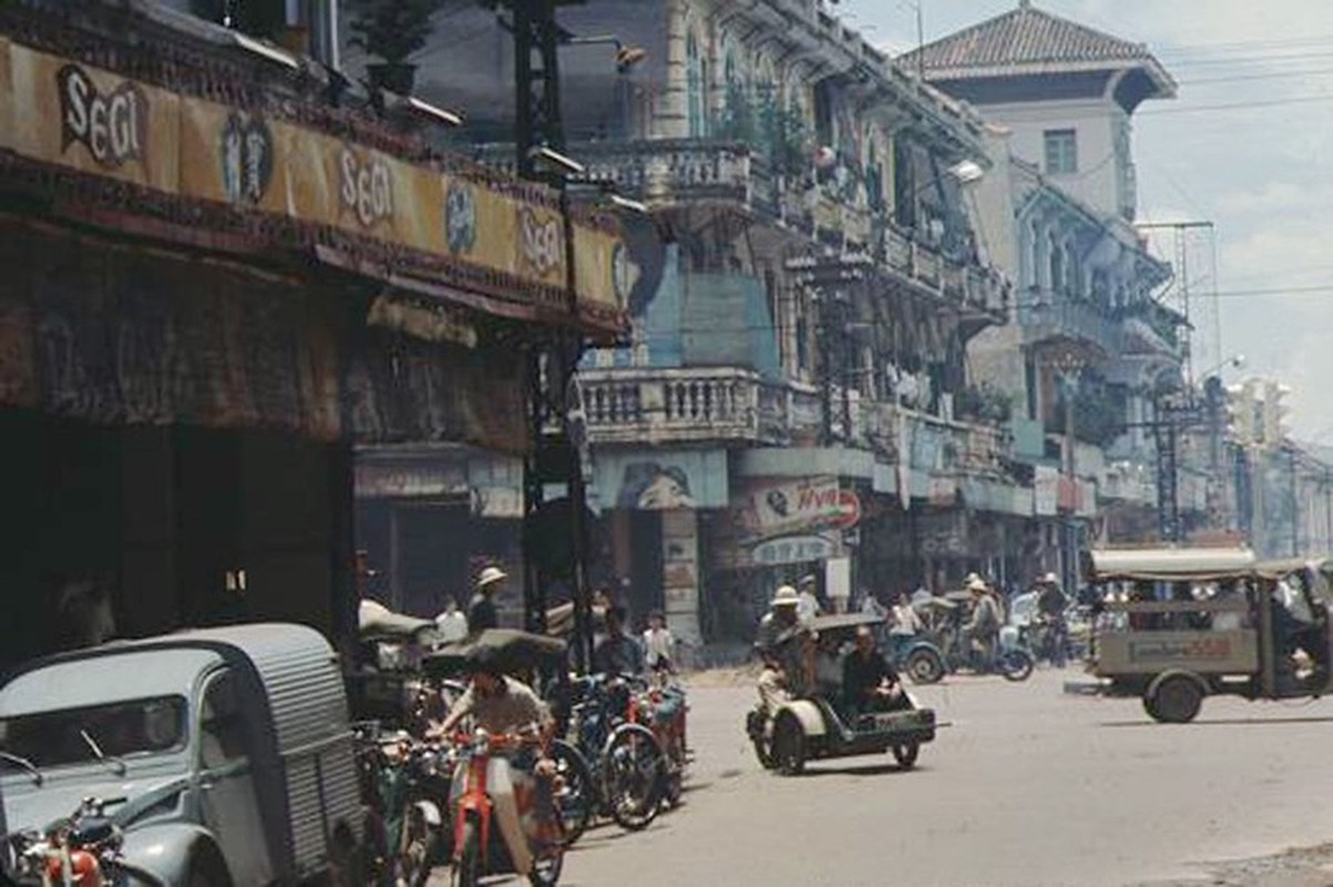 Anh doi thuong cuc sinh dong ve Cho Lon nam 1967