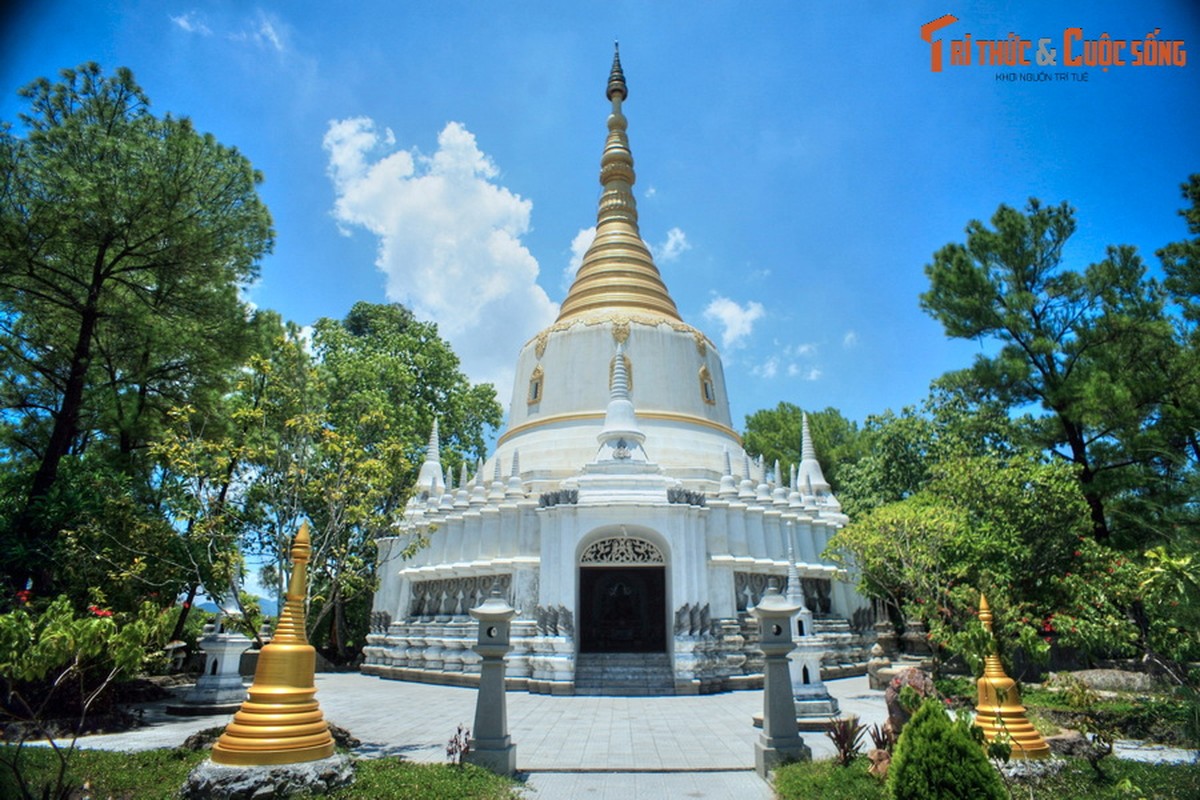 View - 	Ngắm tòa bảo tháp Phật giáo Miến Điện tuyệt đẹp giữa lòng xứ Huế