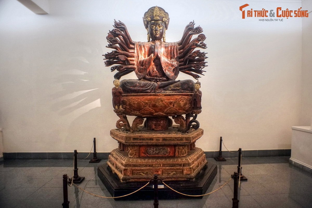 View - 	Loạt tượng Phật nghìn mắt nghìn tay trăm tuổi đặc biệt nhất VN