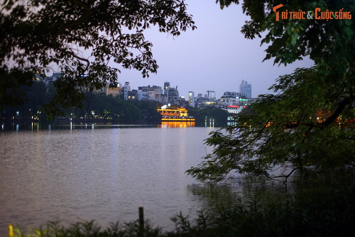 Ho Hoan Kiem cua Ha Noi co tat ca bao nhieu ten goi?-Hinh-12