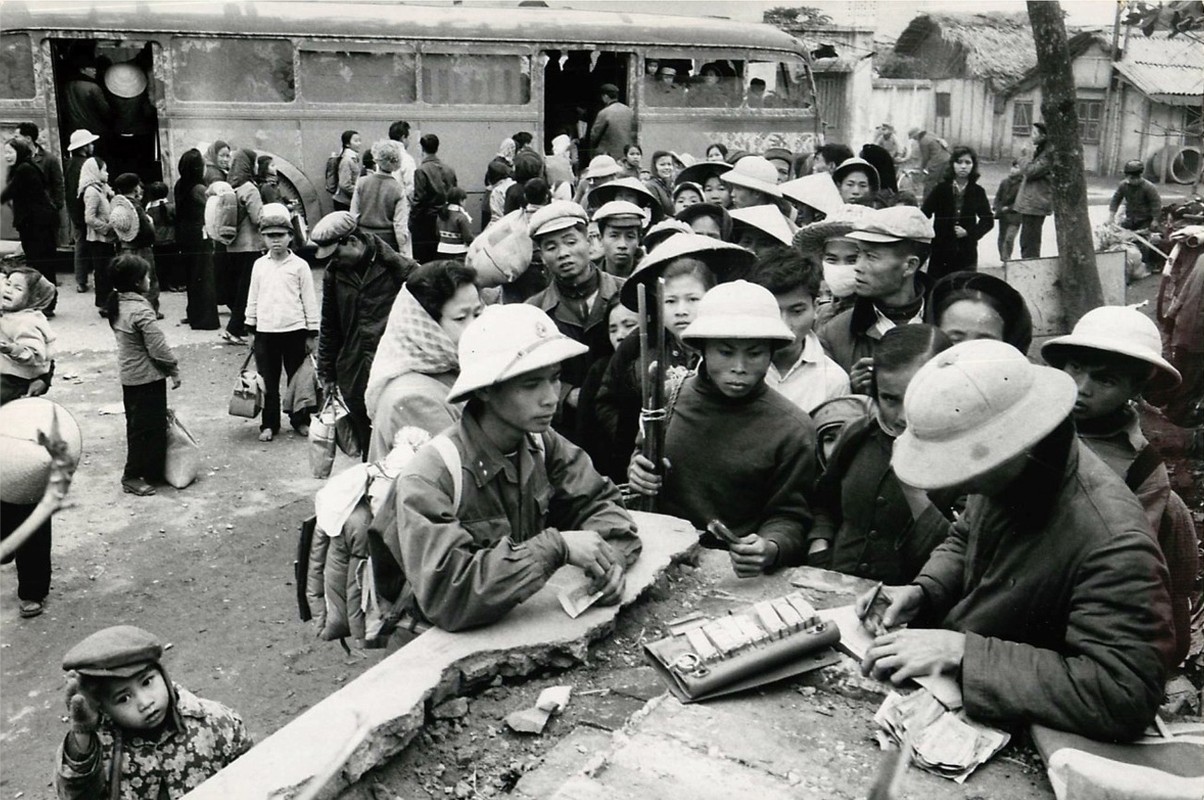 View - 	Loạt ảnh quý hơn vàng về Hà Nội năm 1967