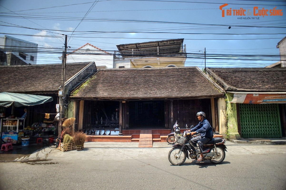 Kham pha hai khu pho co nuc tieng cua Co do Hue-Hinh-4