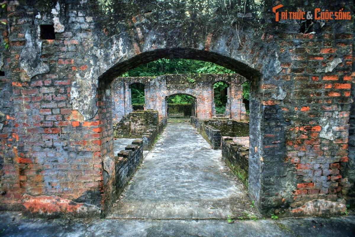 Nhung nha tu thuoc dia khet tieng mien nui phia Bac-Hinh-11