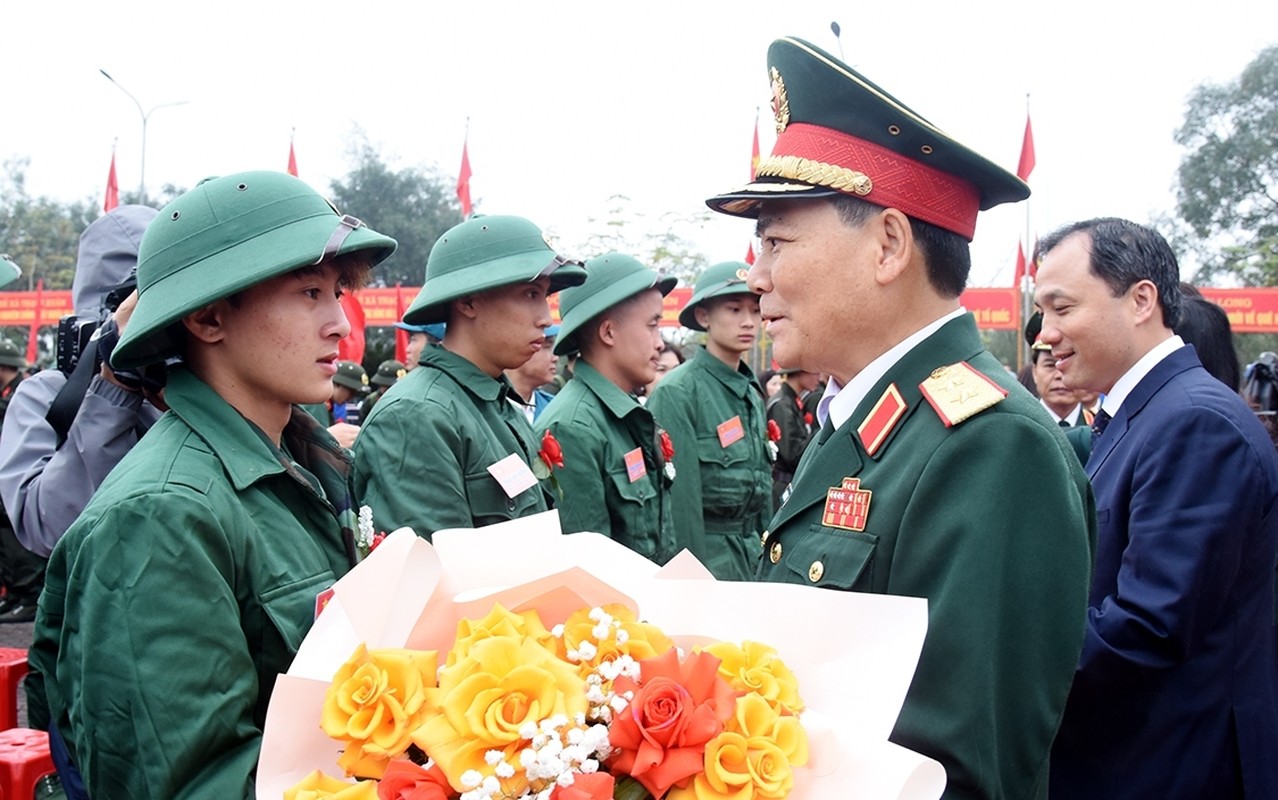 Thanh nien Bac Trung Bo no nuc ngay hoi tong quan-Hinh-3