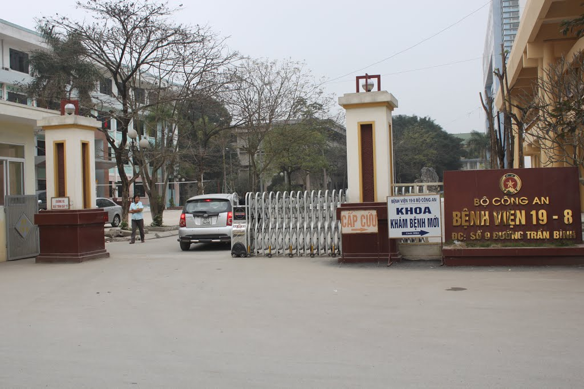 Danh tinh phu xe mac ket trong cabin nat bet vu xe thu bao dam xe container-Hinh-2