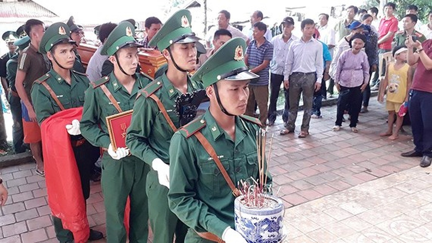 Bat ma tuy, chong lu lut, khong it chien si da nga xuong, cac anh la ai?-Hinh-6