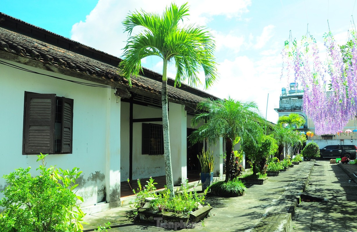 View - 	Chiêm ngưỡng ngôi nhà cổ đẹp nhất tỉnh Trà Vinh