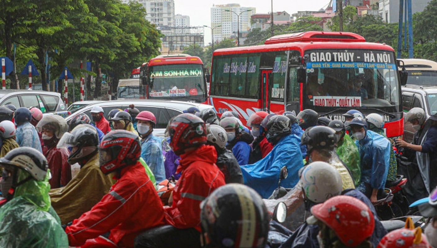 Toan canh giao thong trong ngay dau nghi le 30/4- 1/5-Hinh-3