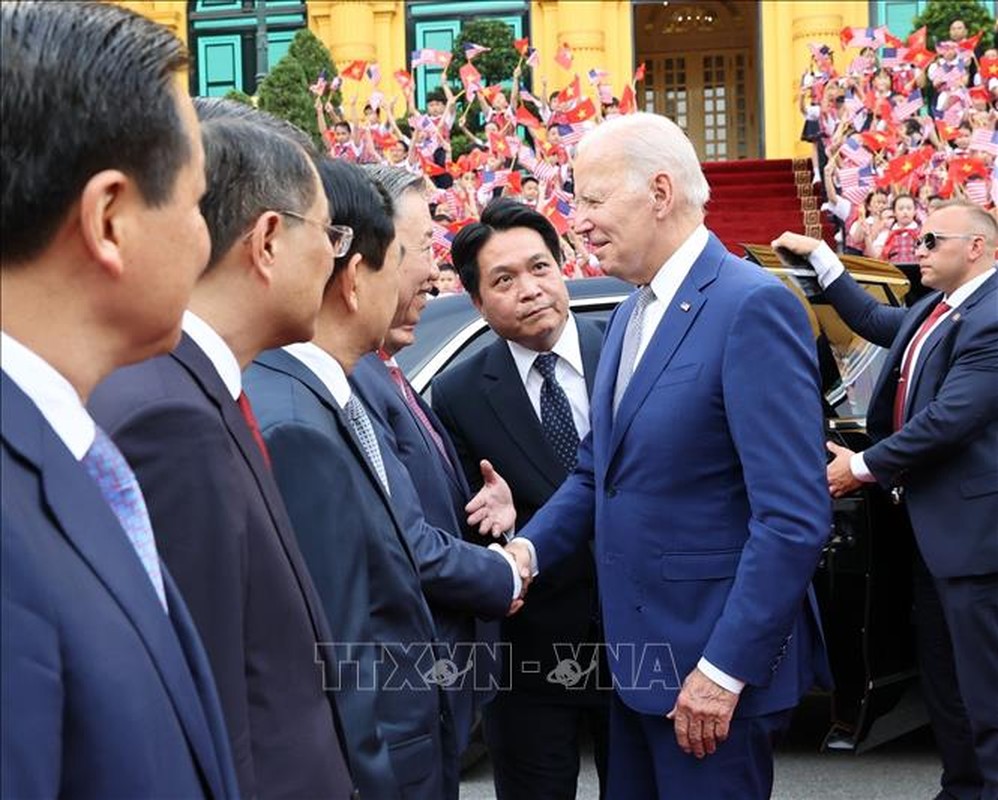 View - 	Toàn cảnh lễ đón chính thức Tổng thống Mỹ Joe Biden tại Hà Nội