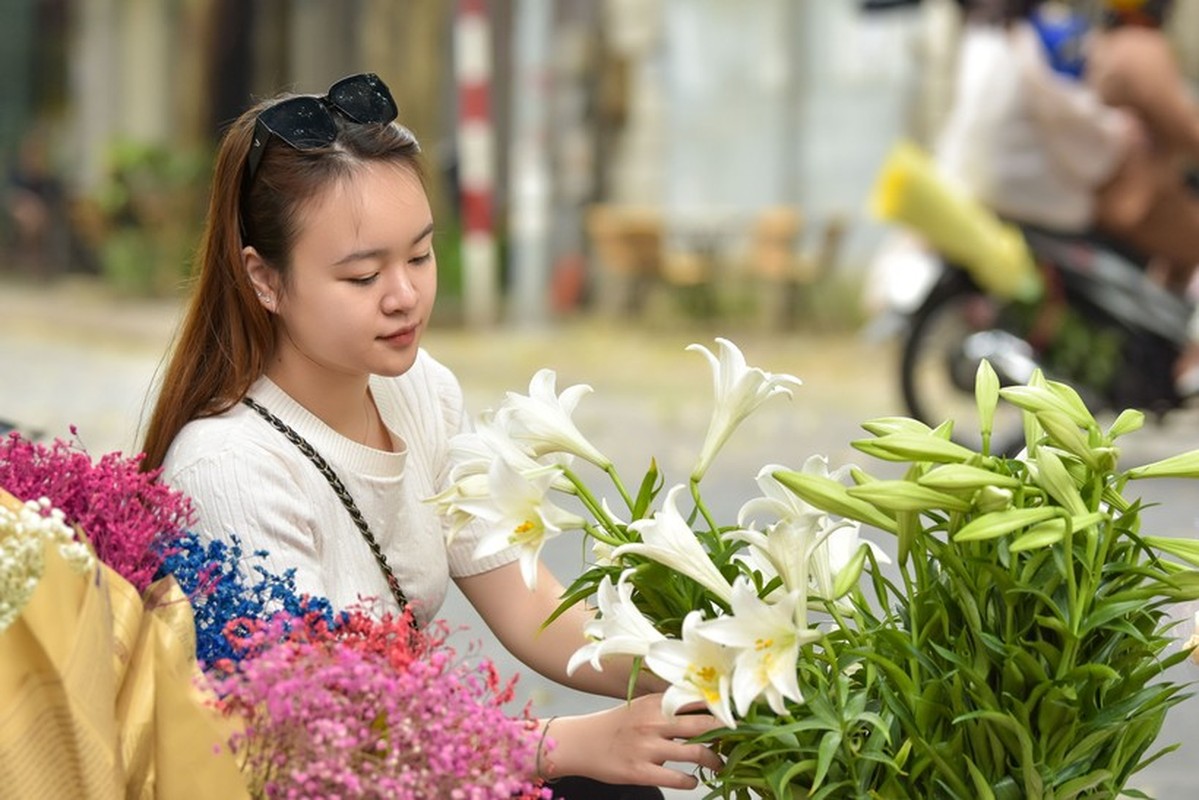 Hoa loa ken tinh khoi mang toi nhung khoanh khac diu dang-Hinh-12