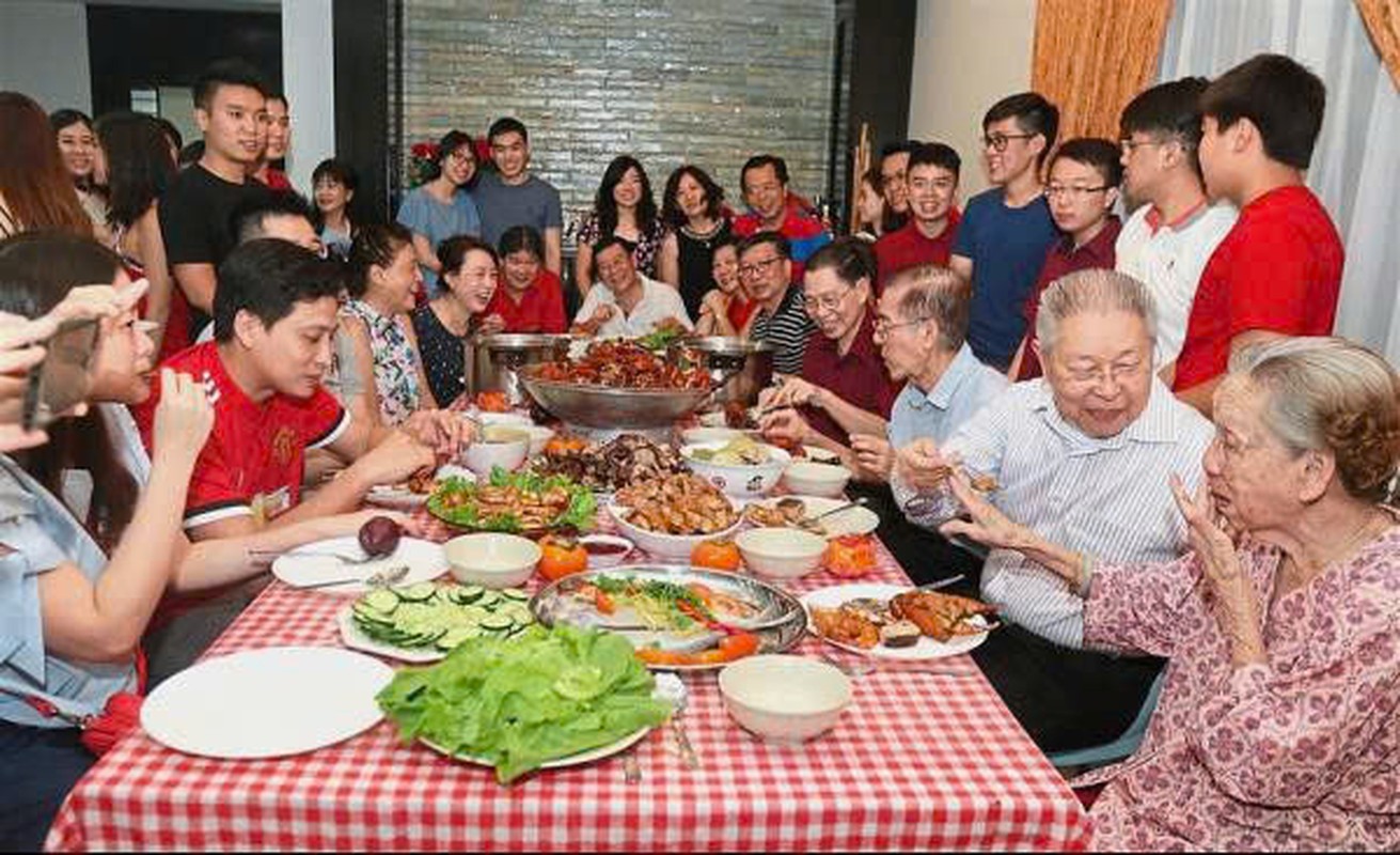 Thuc don cho ca nha doi vi ngay nghi le