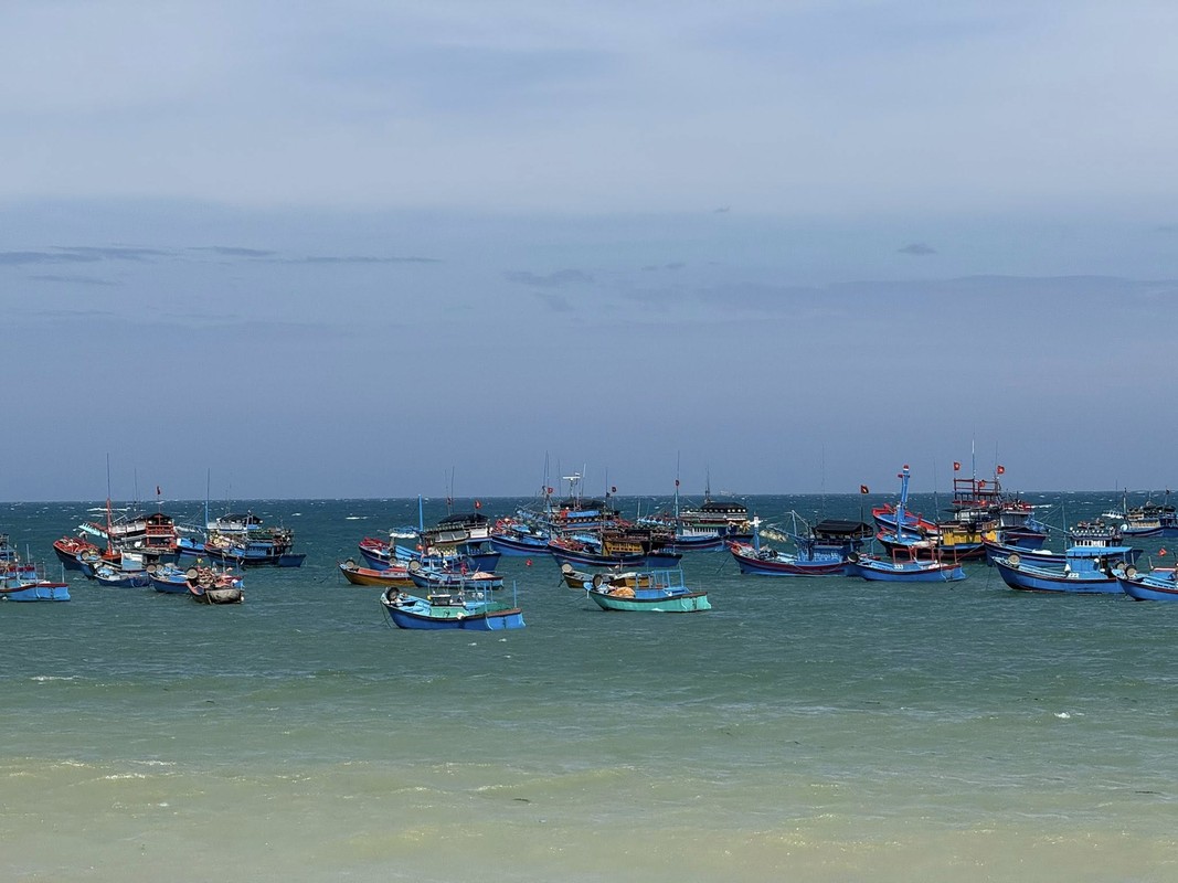 Lang chai Son Hai – Ve dep hoang so giua bien va nui