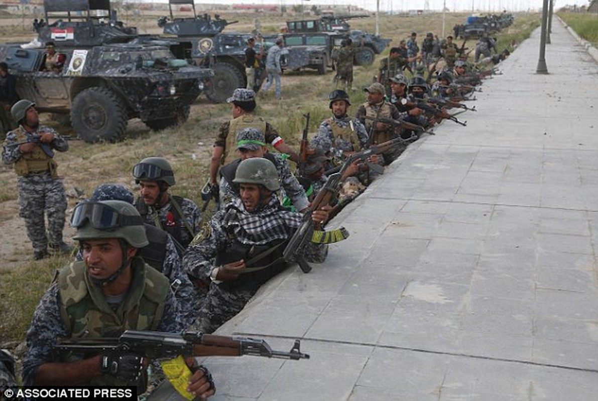 Quan doi Iraq thang vang doi, gianh lai Tikrit tu phien quan IS-Hinh-8