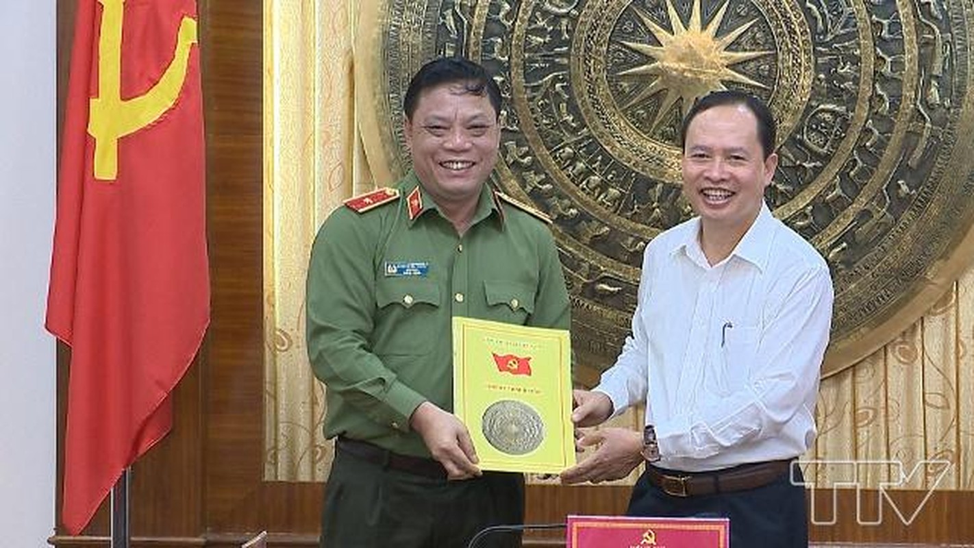 Biet gi ve thieu tuong Nguyen Hai Trung tan Giam doc Cong an Ha Noi-Hinh-5