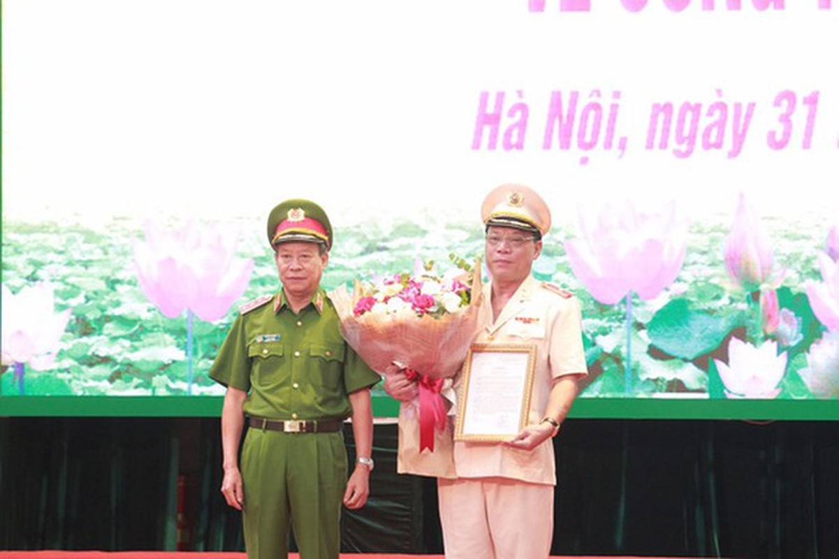 Biet gi ve thieu tuong Nguyen Hai Trung tan Giam doc Cong an Ha Noi