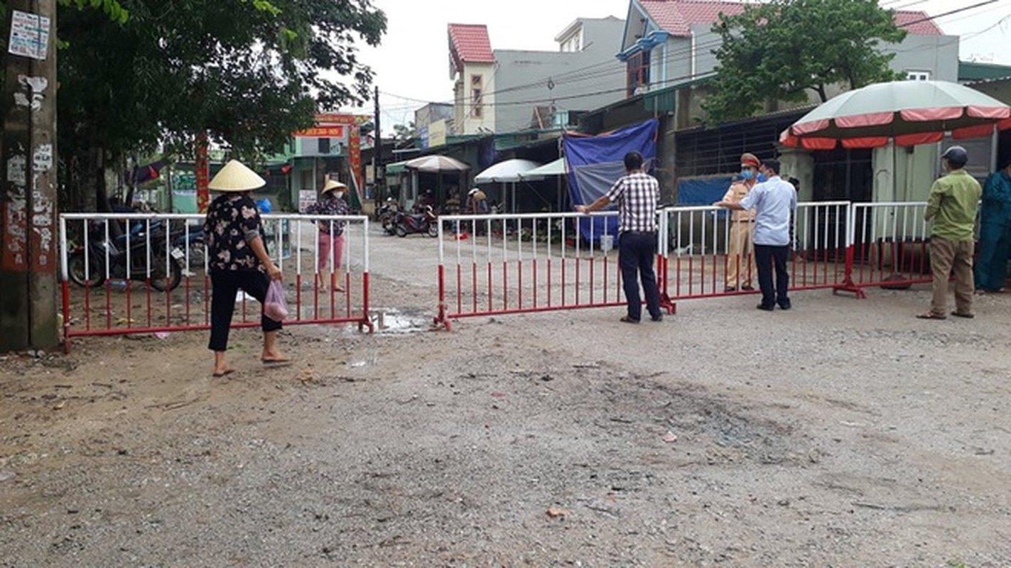 Tin nong ngay 6/8: That tinh, tu ban sung vao dau roi dung dien thoai quay lai-Hinh-7