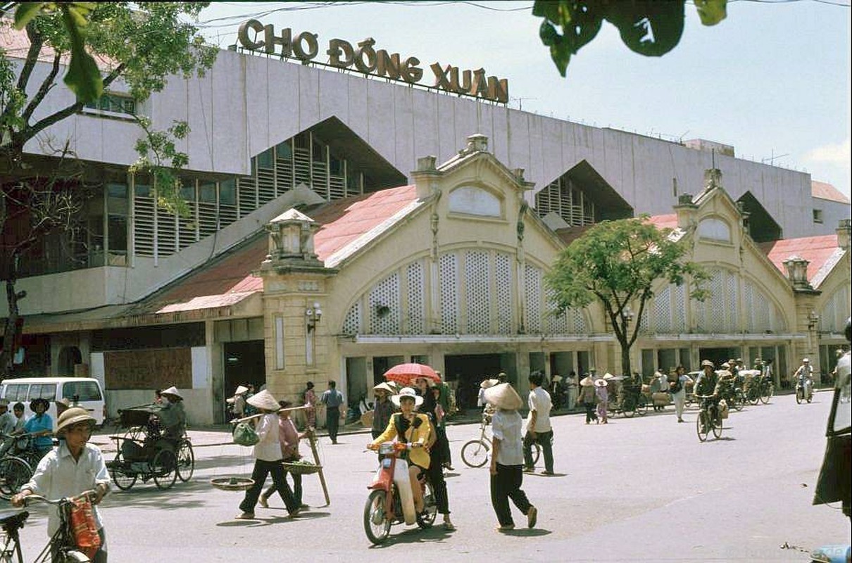 Hinh anh cuc sinh dong ve giao thong Ha Noi dau thap nien 1990-Hinh-5