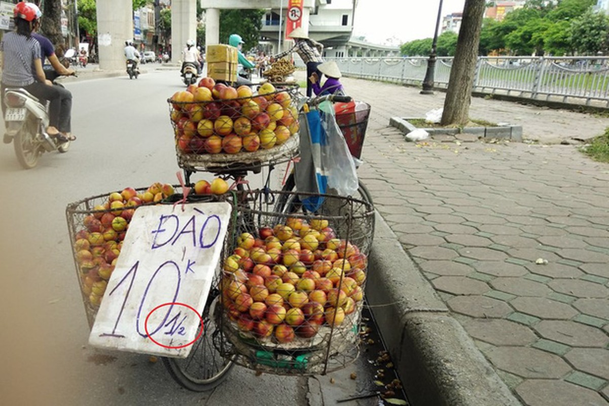 Loat bien quang cao hang rong “lua tinh” tuong gia re nhu cho-Hinh-12