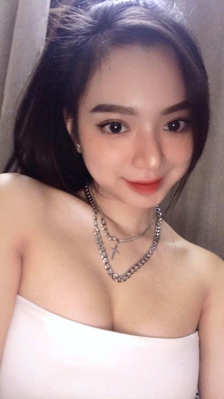 Phong cach noi loan, hot girl Hai Phong gay an tuong trong mat fan