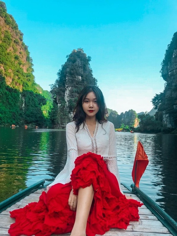 Nu Thu khoa Hoc vien An ninh lo anh doi thuong 