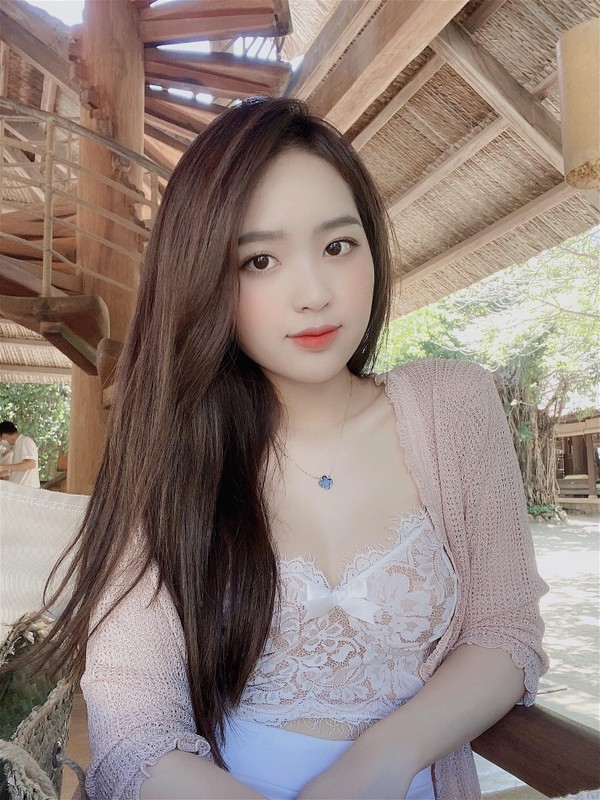 Hot girl Le Phuong Anh noi nhat mang xa hoi ngay qua la ai?-Hinh-7