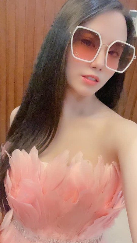 Hoa ho ly tinh, “thanh nu” Linh Miu khien netizen het hon-Hinh-8