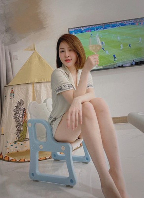 Bi nguoi la ga tinh, hot girl Tram Anh cong bo luon danh tinh-Hinh-8