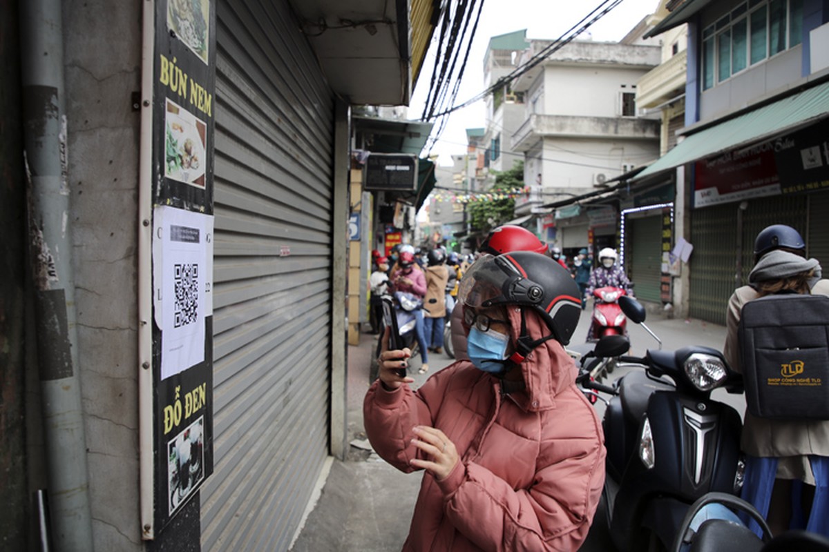 Ha Noi: So ca nhiem tang cao, phuong Phu Do lap chot kiem soat-Hinh-8